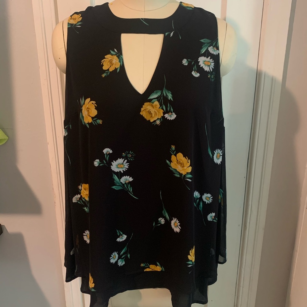 Black floral tank top